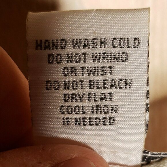 Eric Spencer Pink Floral Lightweight Sweater - Picture 5 of 5